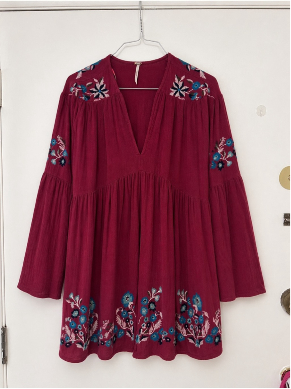 Free People tunic dress Raspberry Red with embroidery size SP - Picture 2 of 4